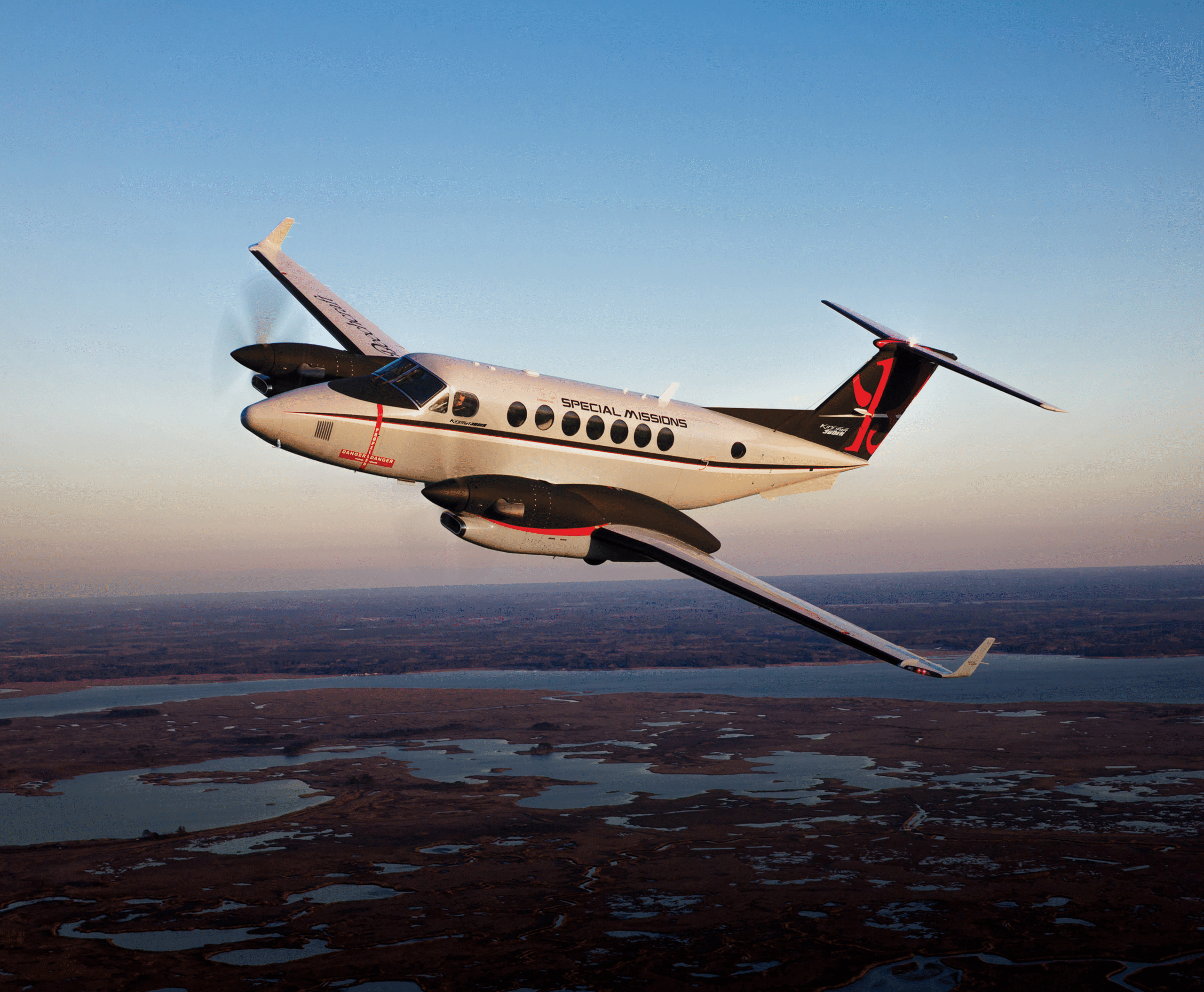 515121-Beechcraft King Air 360ER 001-5cc3e7-original-1701191660